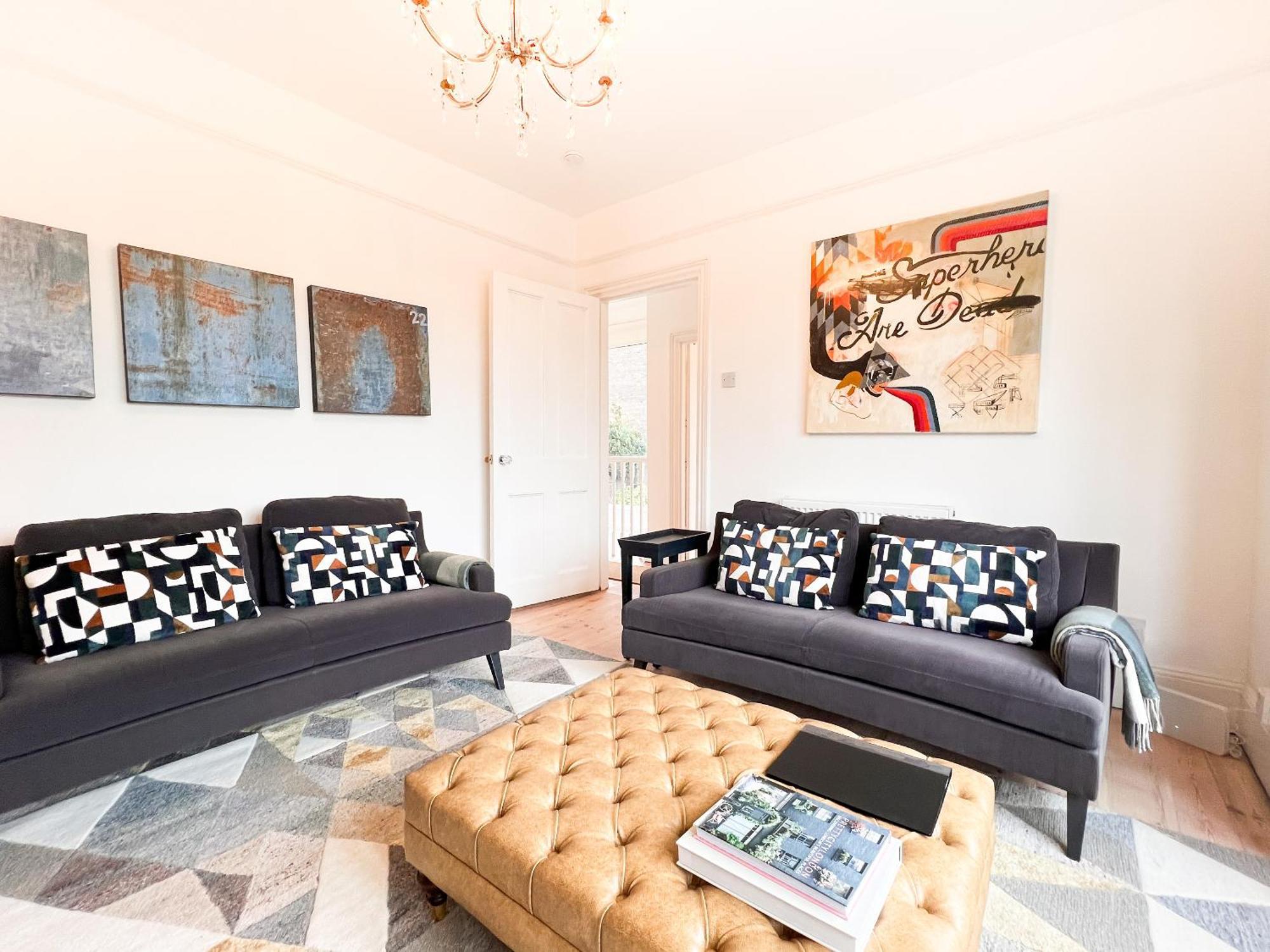 Charming Historic 3br - Steps To Greenwich Park - Cutty Sark & Royal Observatory Appartement Londen