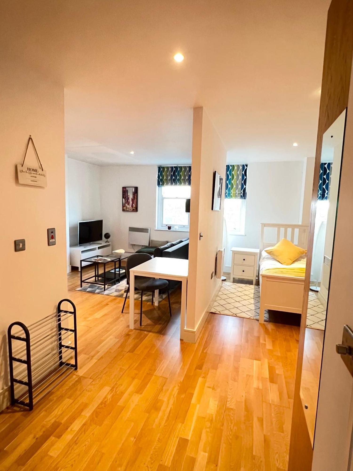 Stylish Flat In Heart Of Clapham Londen