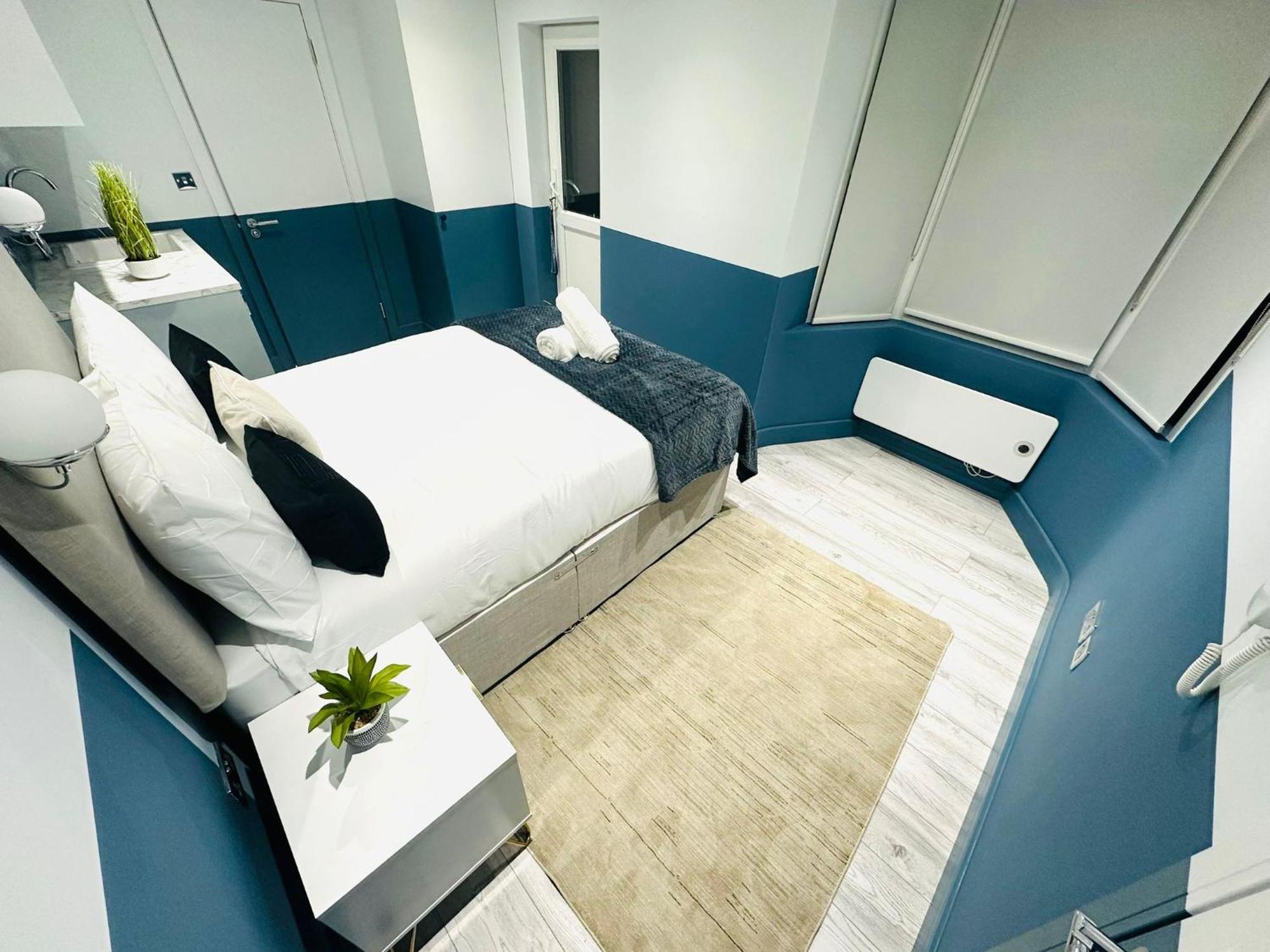 Gasthof Holly B Mini Great Location For Tourist!!! *