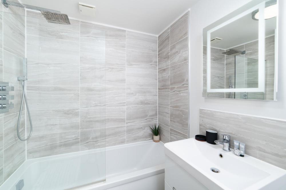 Appartement Elegant In Steps Away From River Thames