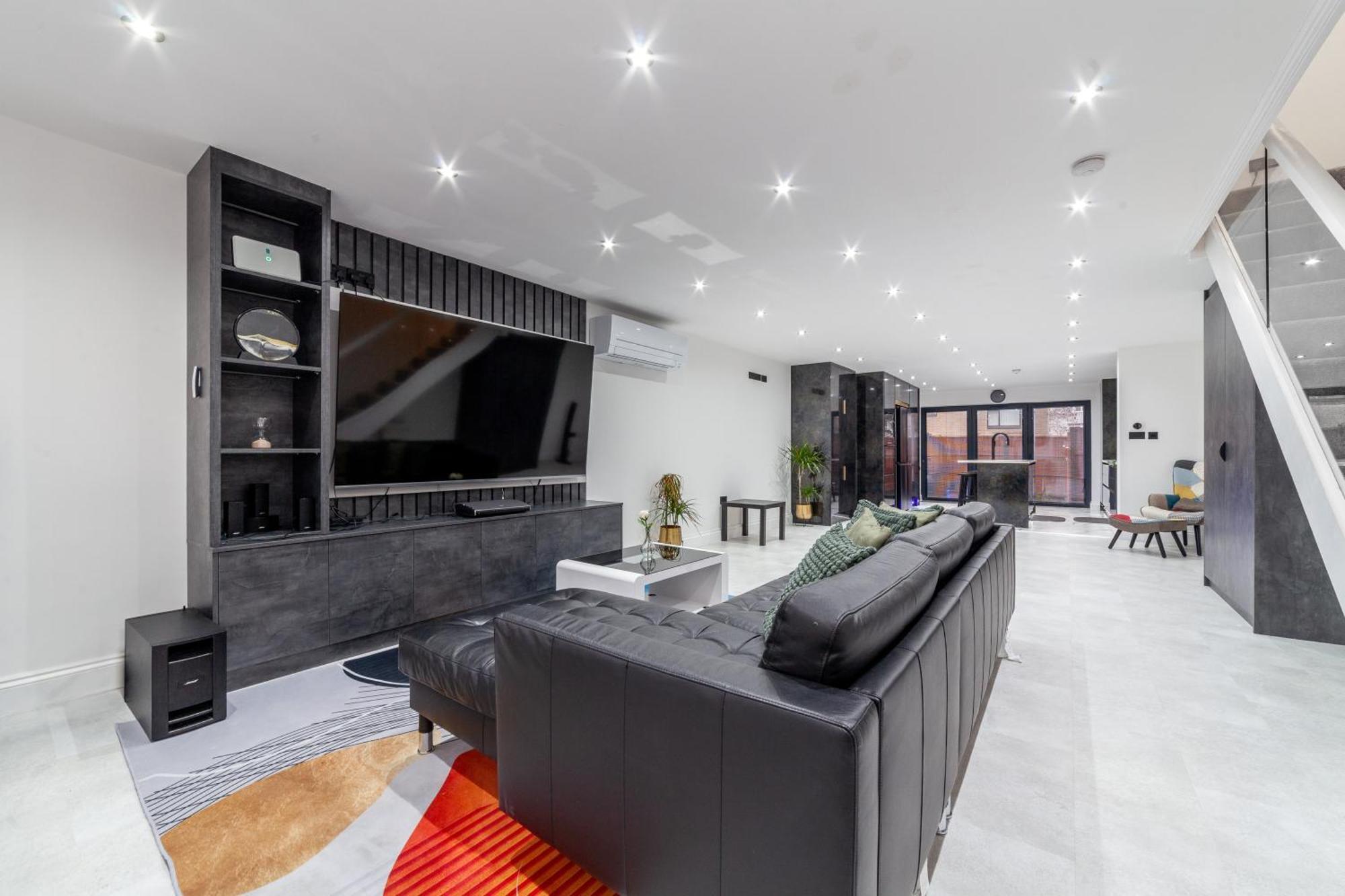 Stonewall Superb Cozy House * London