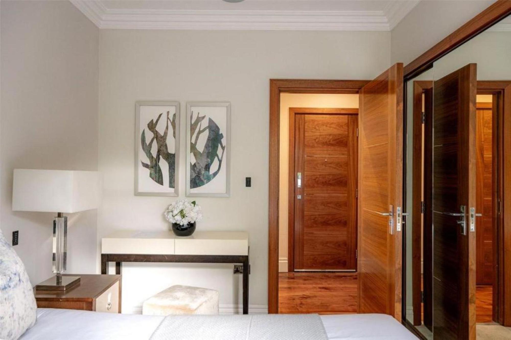 2 Million Pound Mayfair Penthouse * Londres