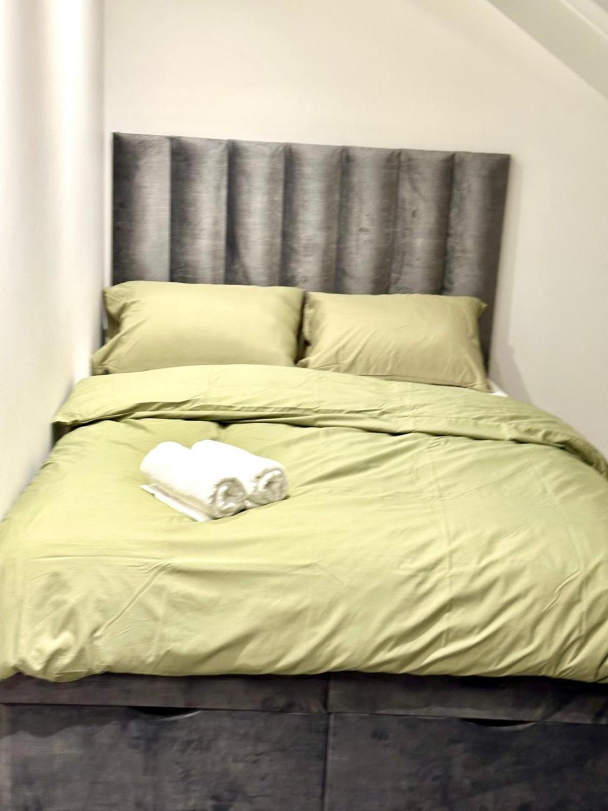 One Bed * London