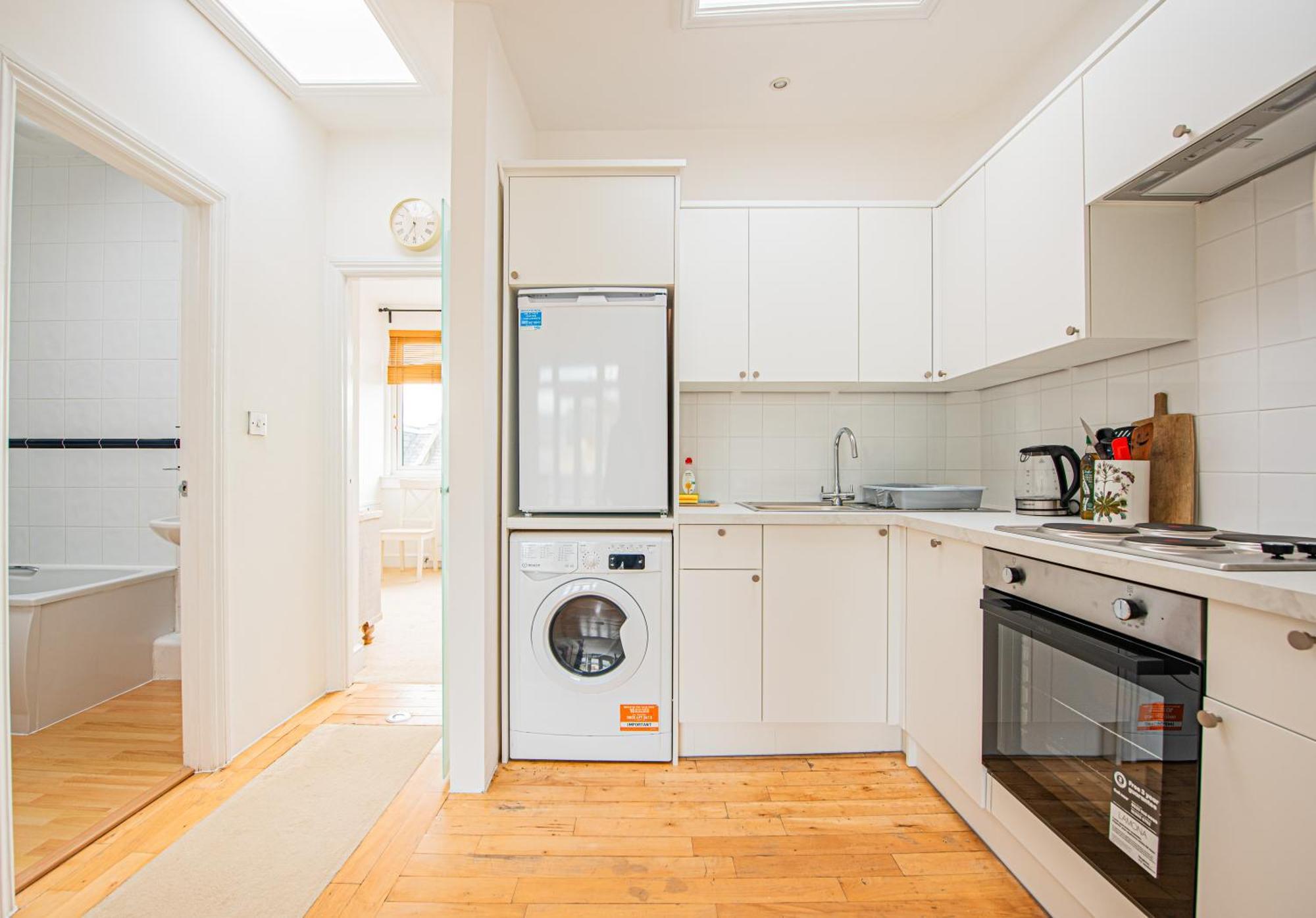 Stylish Flat Near Kensington With Spacious Balcony Londen