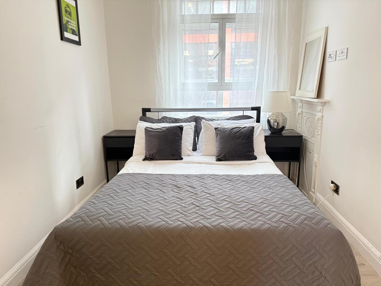 2 Bed In Oxford Street Lägenhet *
