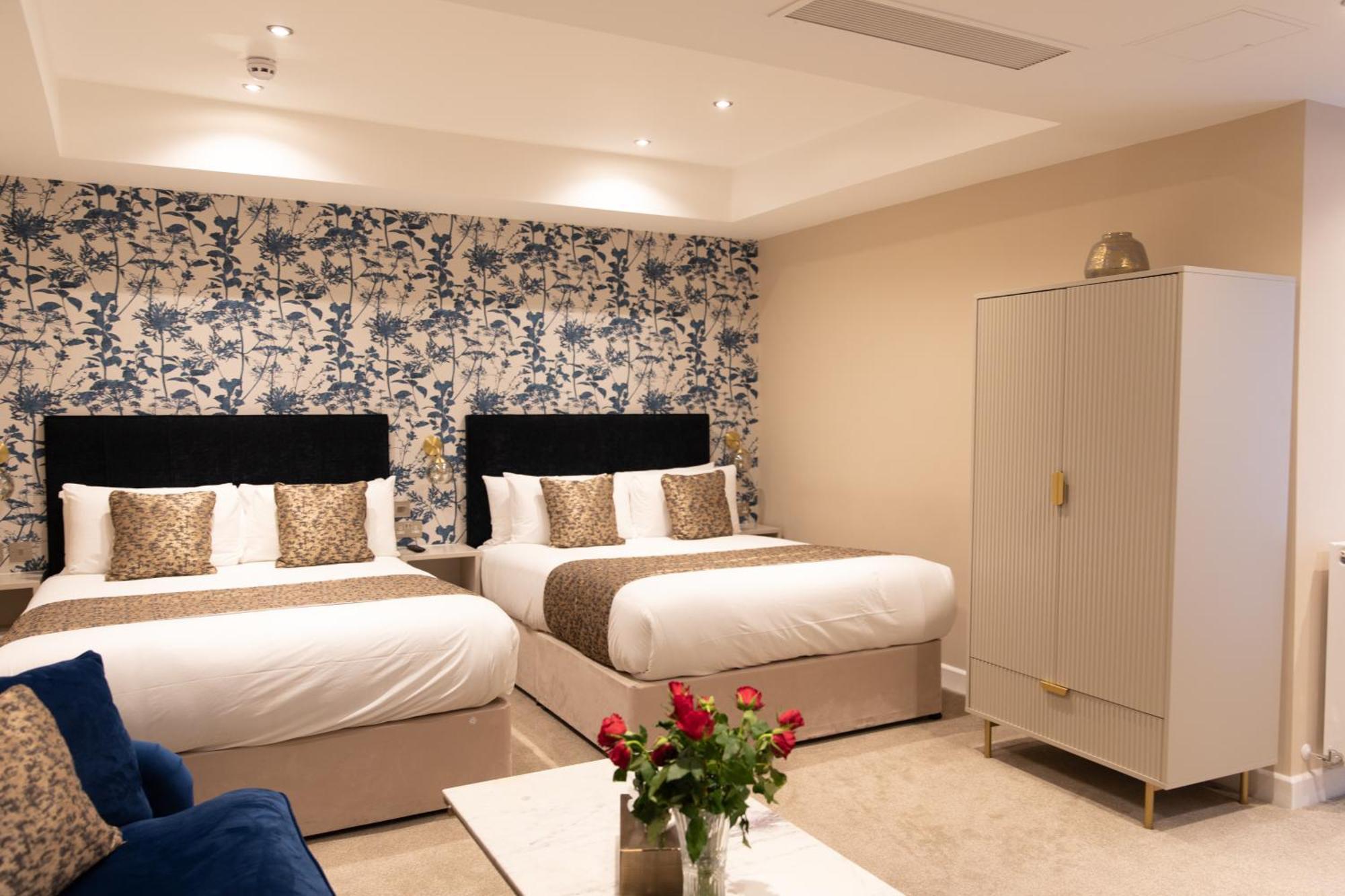 Reem Hotel