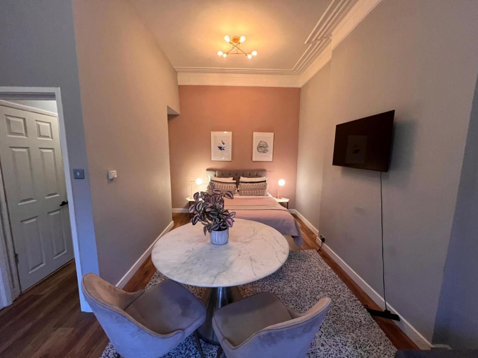 Appartamento Stylish For 3 Near Regents Park N4 *