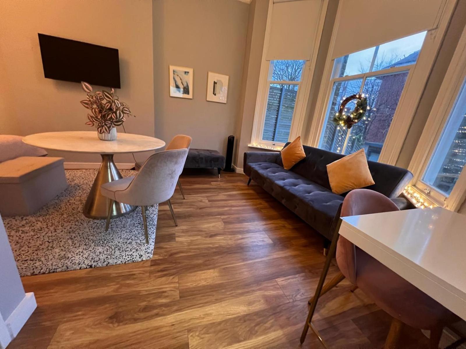 Stylish For 3 Near Regents Park N4 Appartamento