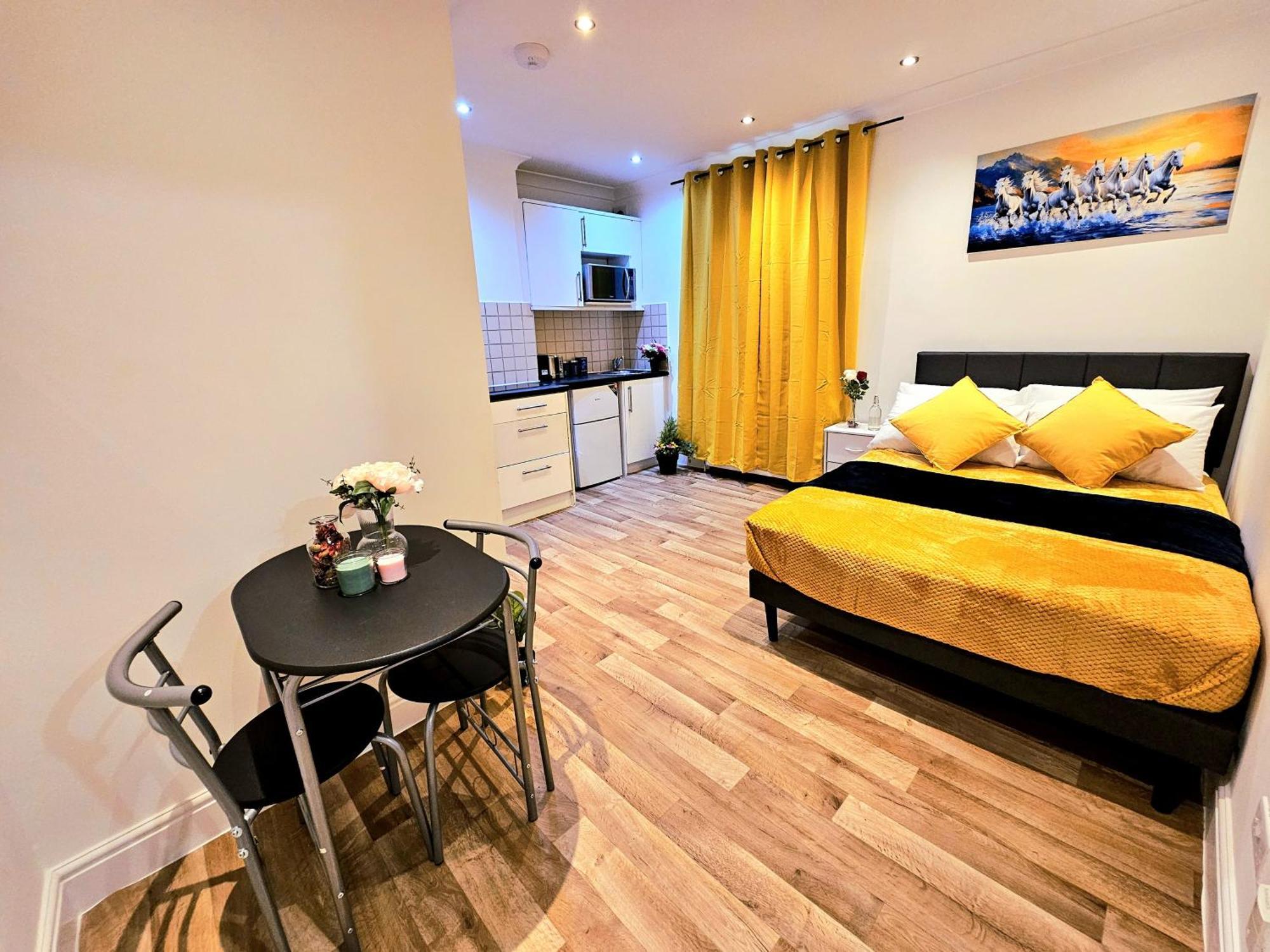 Lägenhet Elegant Spacious Flat *