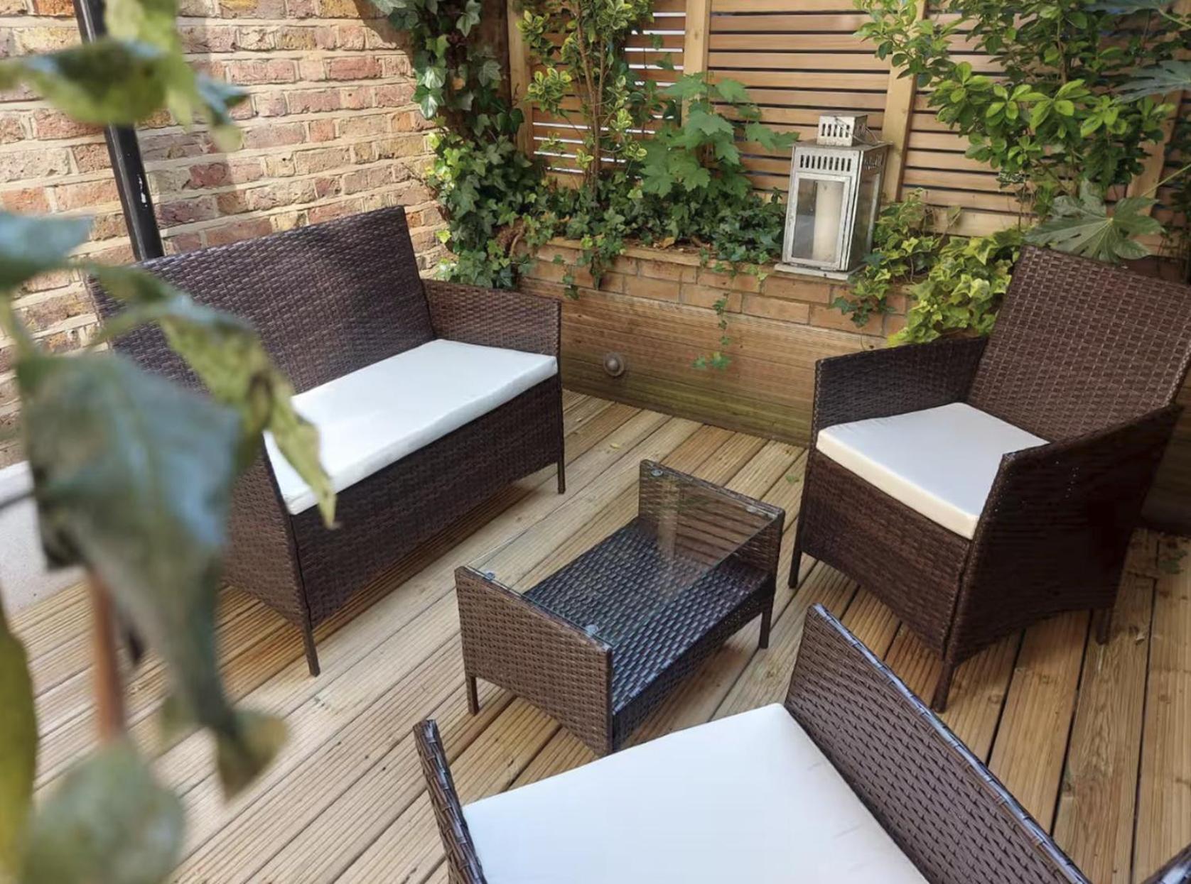 Large Stylish 2beds 2baths With Private Patio Appartement *