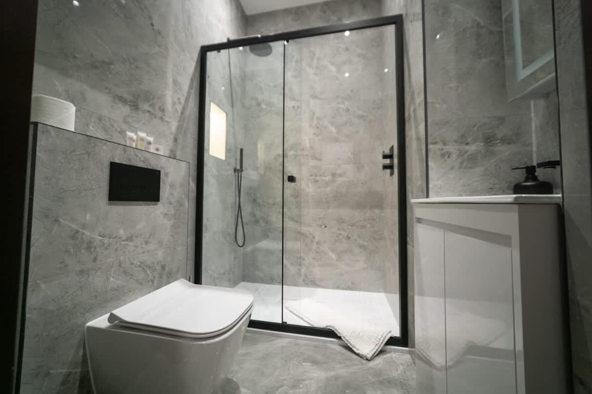 2-bed Flat Near Zoo, Ideal For Families Lejlighed