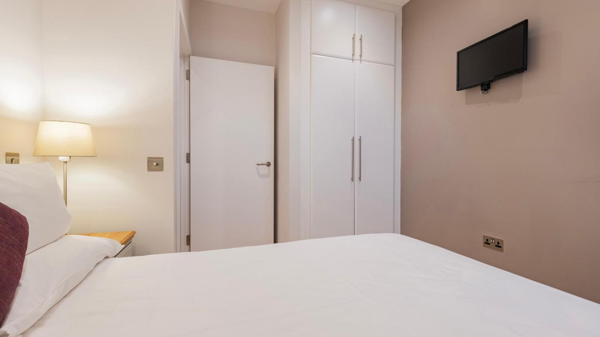 Bank Serviced By Lovelystay Lejlighedshotel London