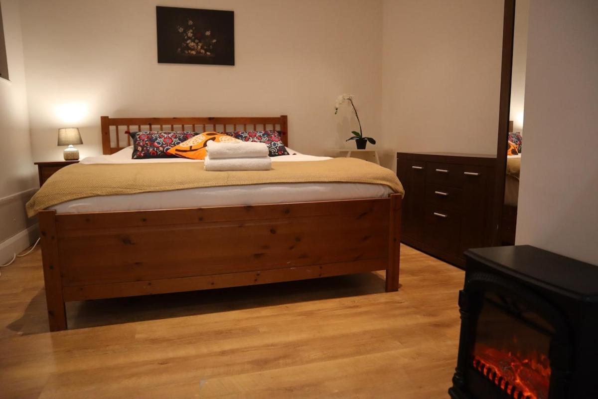 Cozy Flat In Hammersmith * Londra