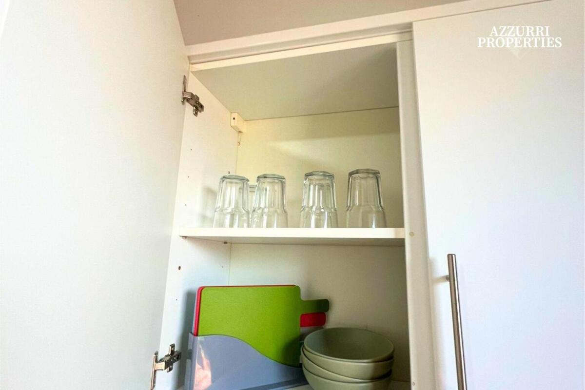 Two Bed Flat - 6 Minutes To Canning Town Station Londra