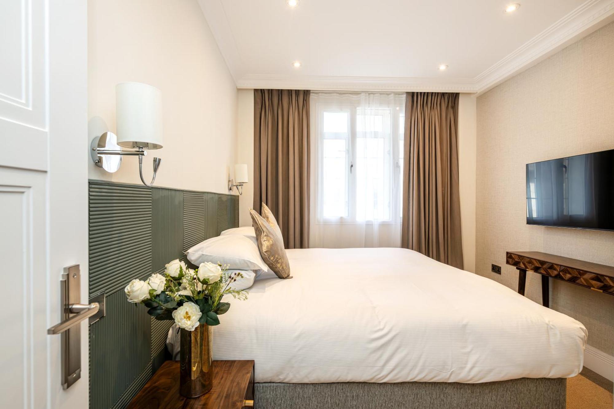 Aparthotel Fountain House 5*