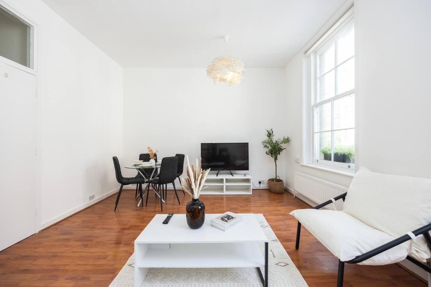 Charming 1 Bedroom By Bridge Feriehus London