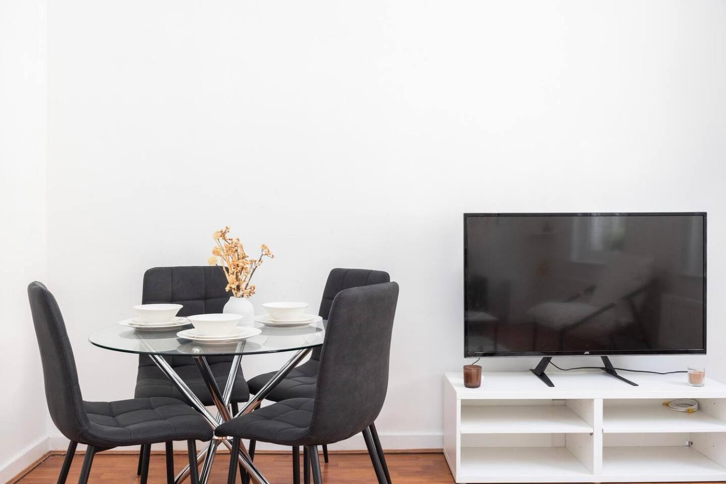 Charming 1 Bedroom By Bridge Feriehus London