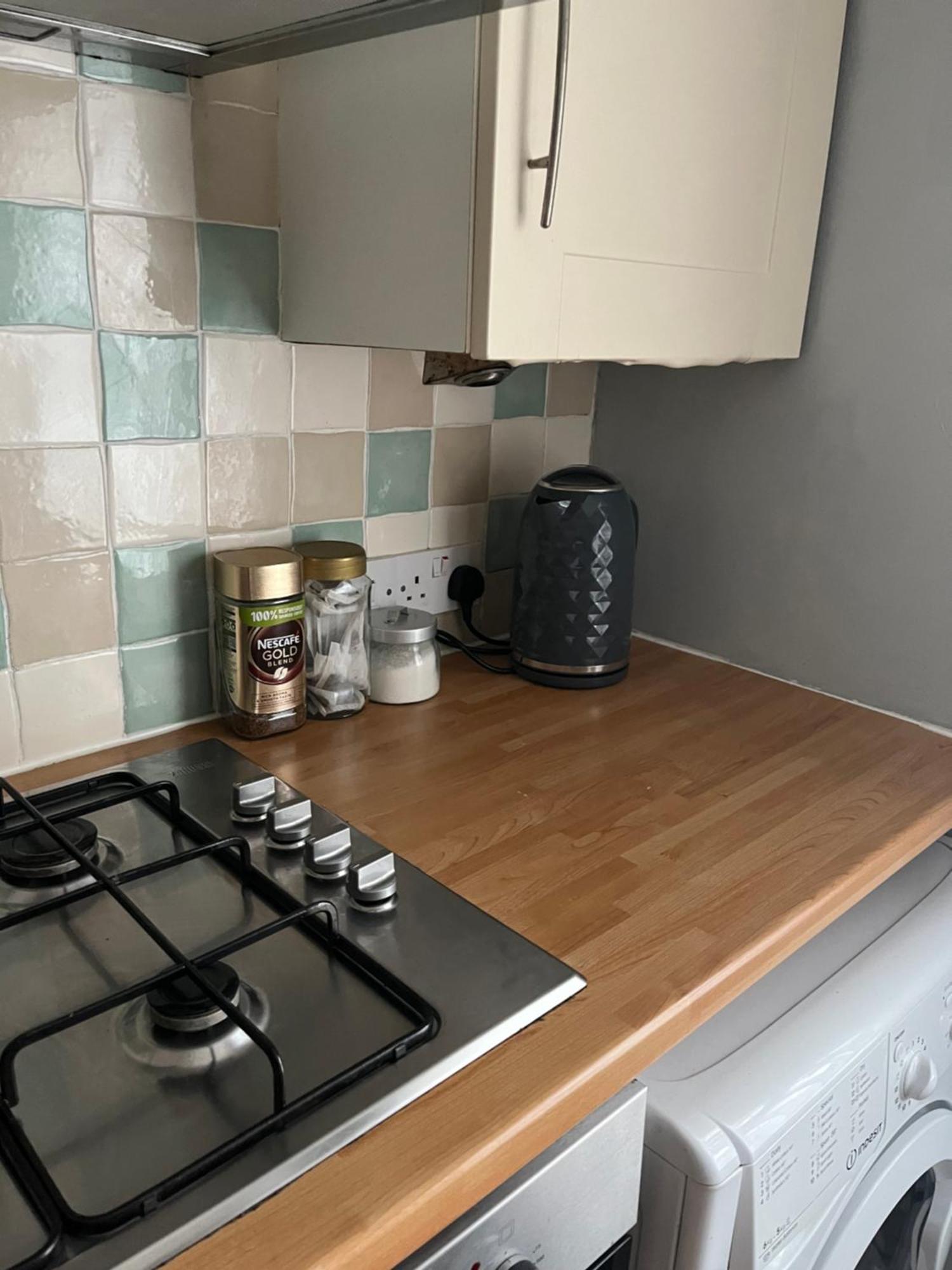First Floor 1 Bed With Lounge And Kitchen Appartamento