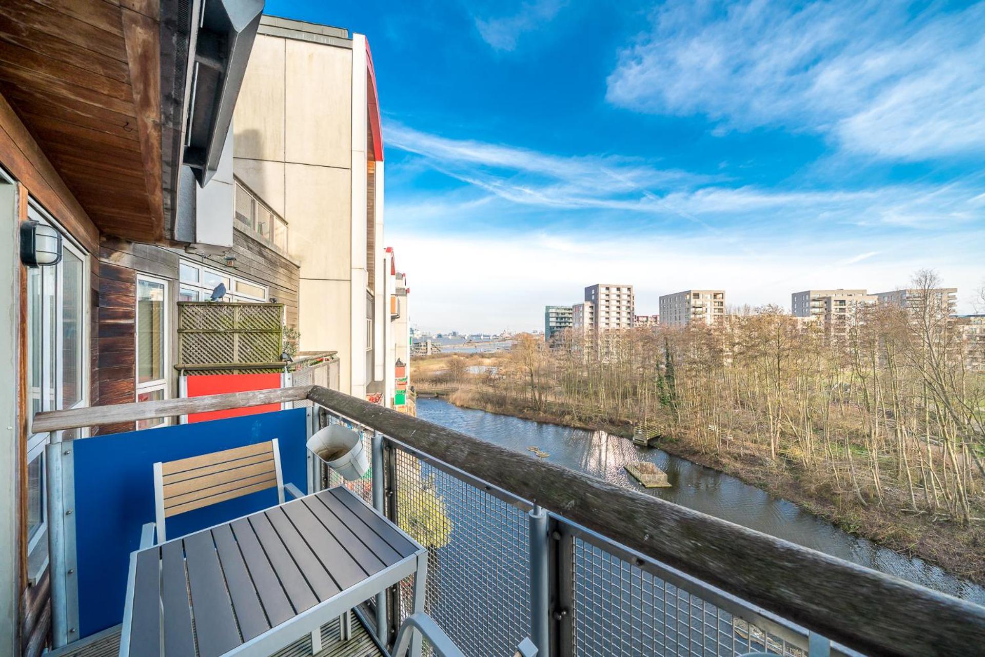 Lägenhet Lovely 3bd Flat, Parking, Sleeps Six Close To O2 *