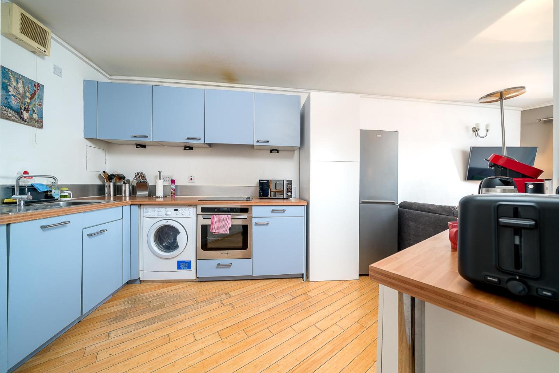 Lägenhet Lovely 3bd Flat, Parking, Sleeps Six Close To O2 *