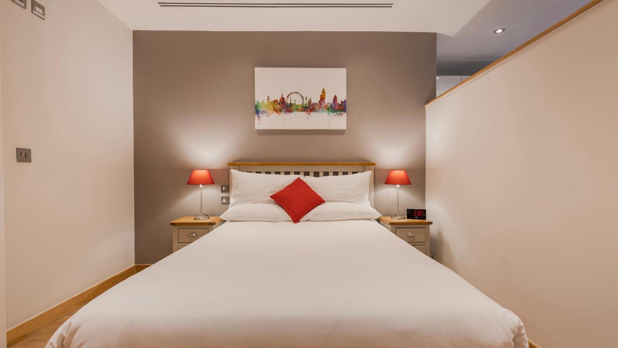 Barbican Serviced By Lovelystay Appartement Londen