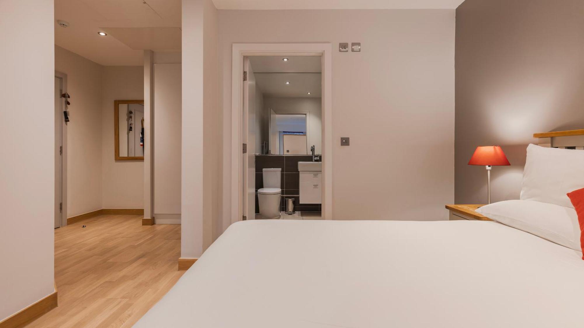 Barbican Serviced By Lovelystay Appartement Londen