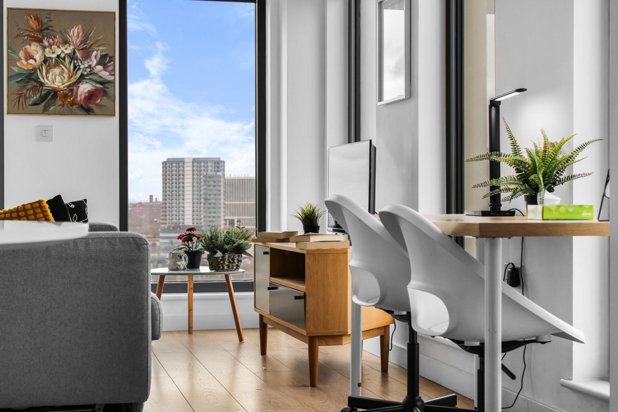 Station 1 Minute, Gym , Smart Tv , 1 Min To Westfield Centre Appartamento