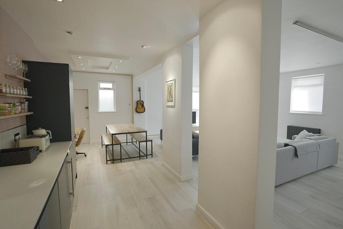 Spacious And Stylish Pad *