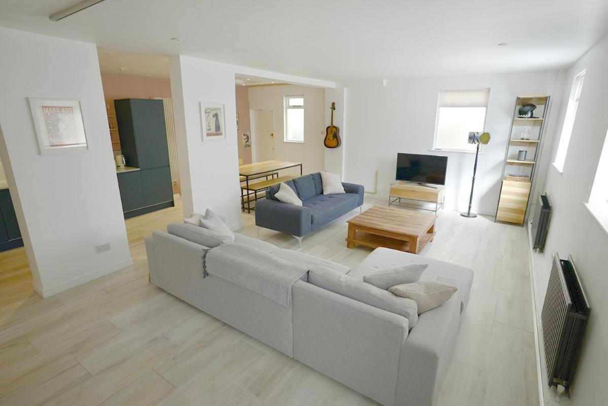 Spacious And Stylish Pad Hébergement de vacances Londres