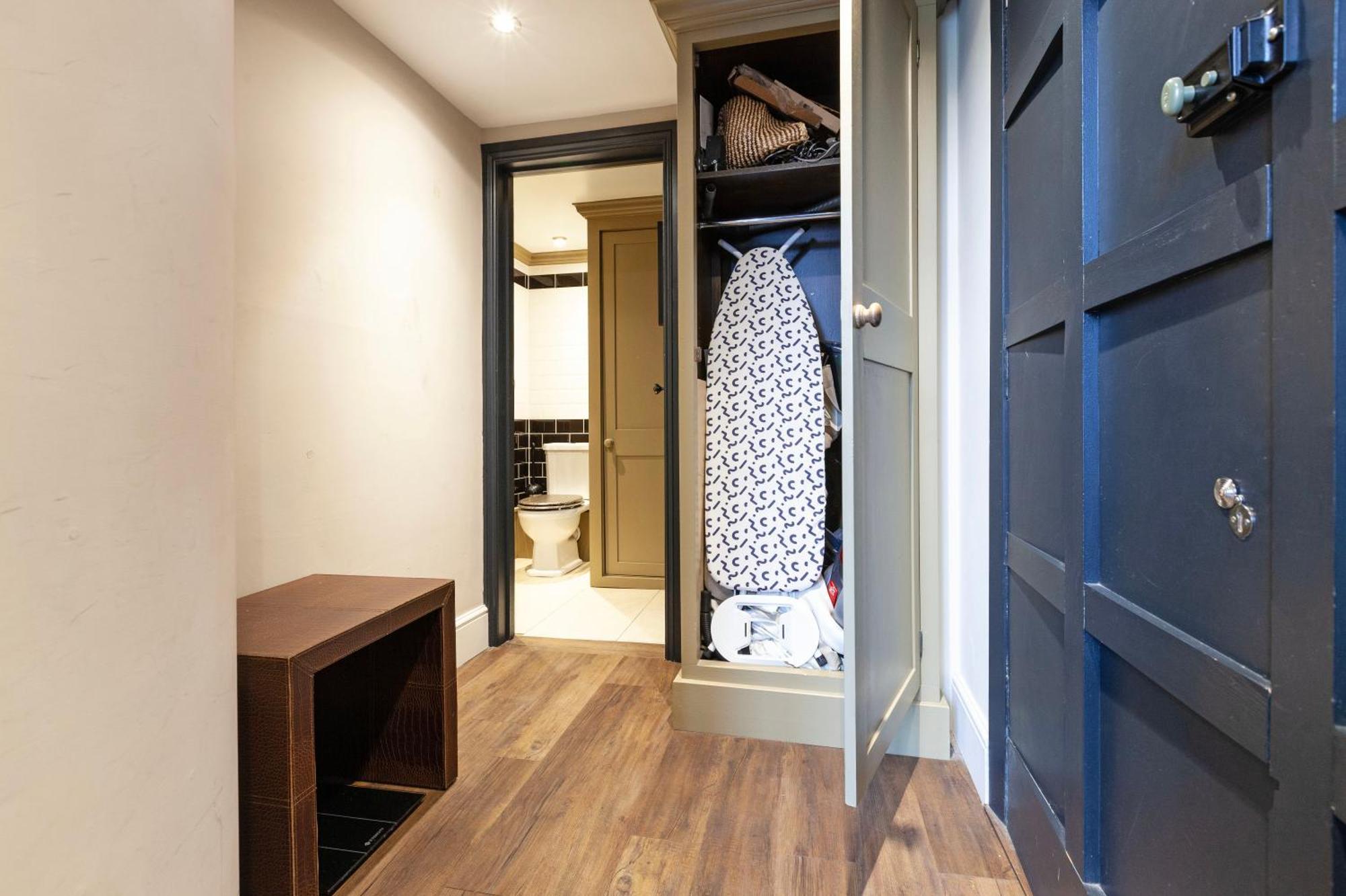 Luxury One Bedroom Mezzanine In Paddington Lejlighed London