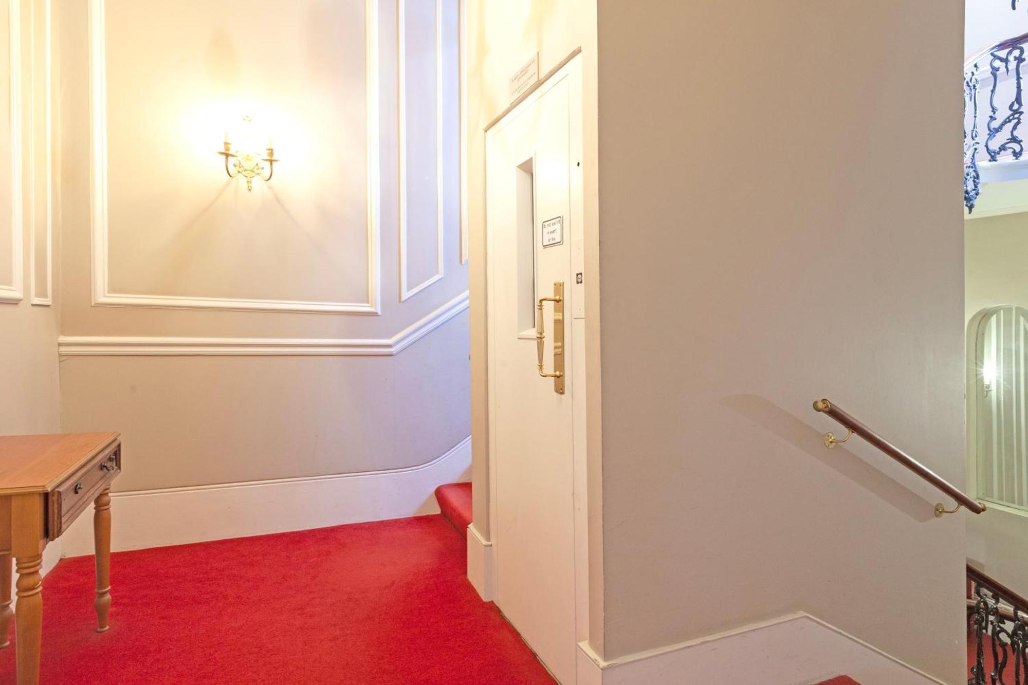 Luxury One Bedroom Mezzanine In Paddington Lejlighed