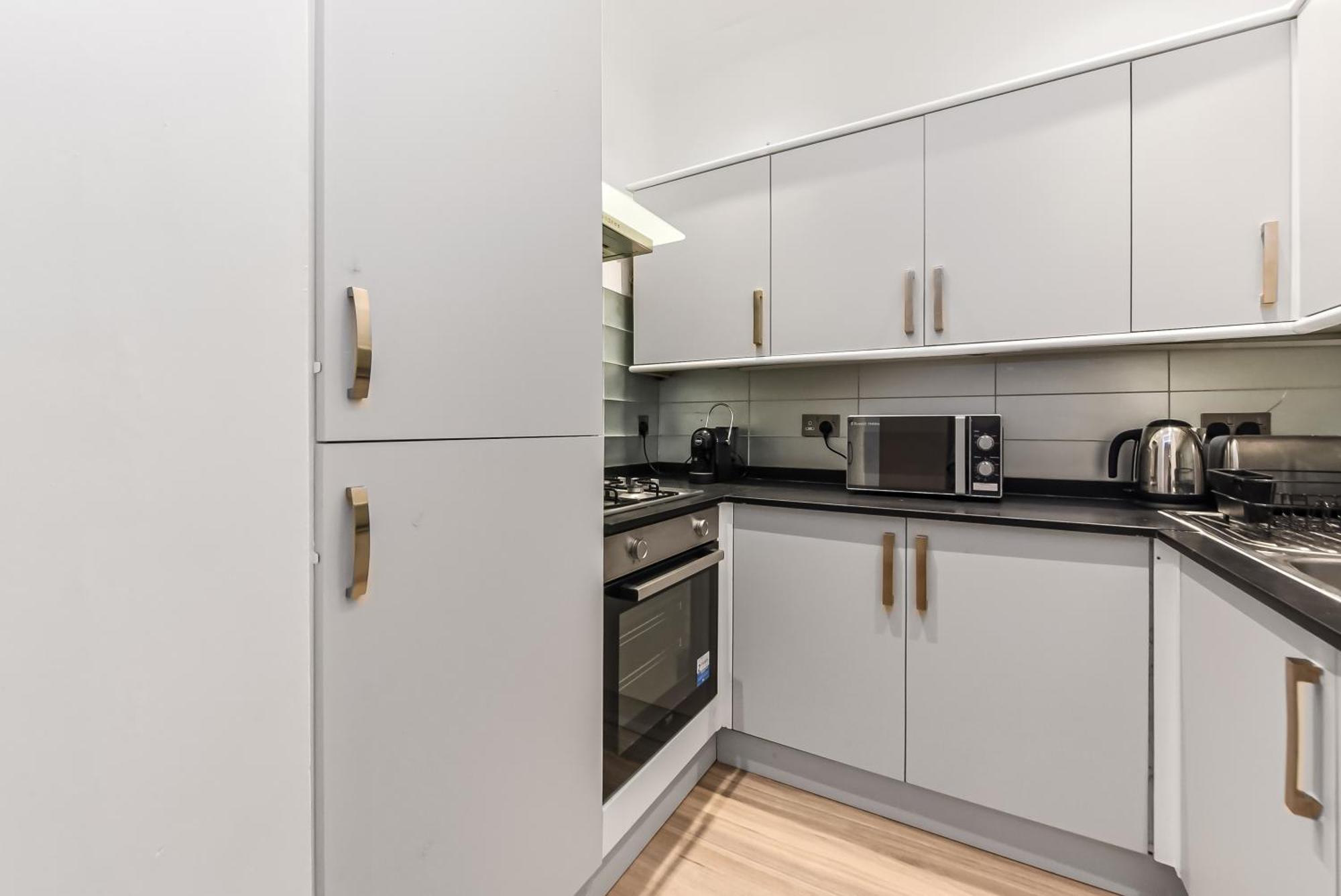 2br Collingham Place Earls Court Lägenhet