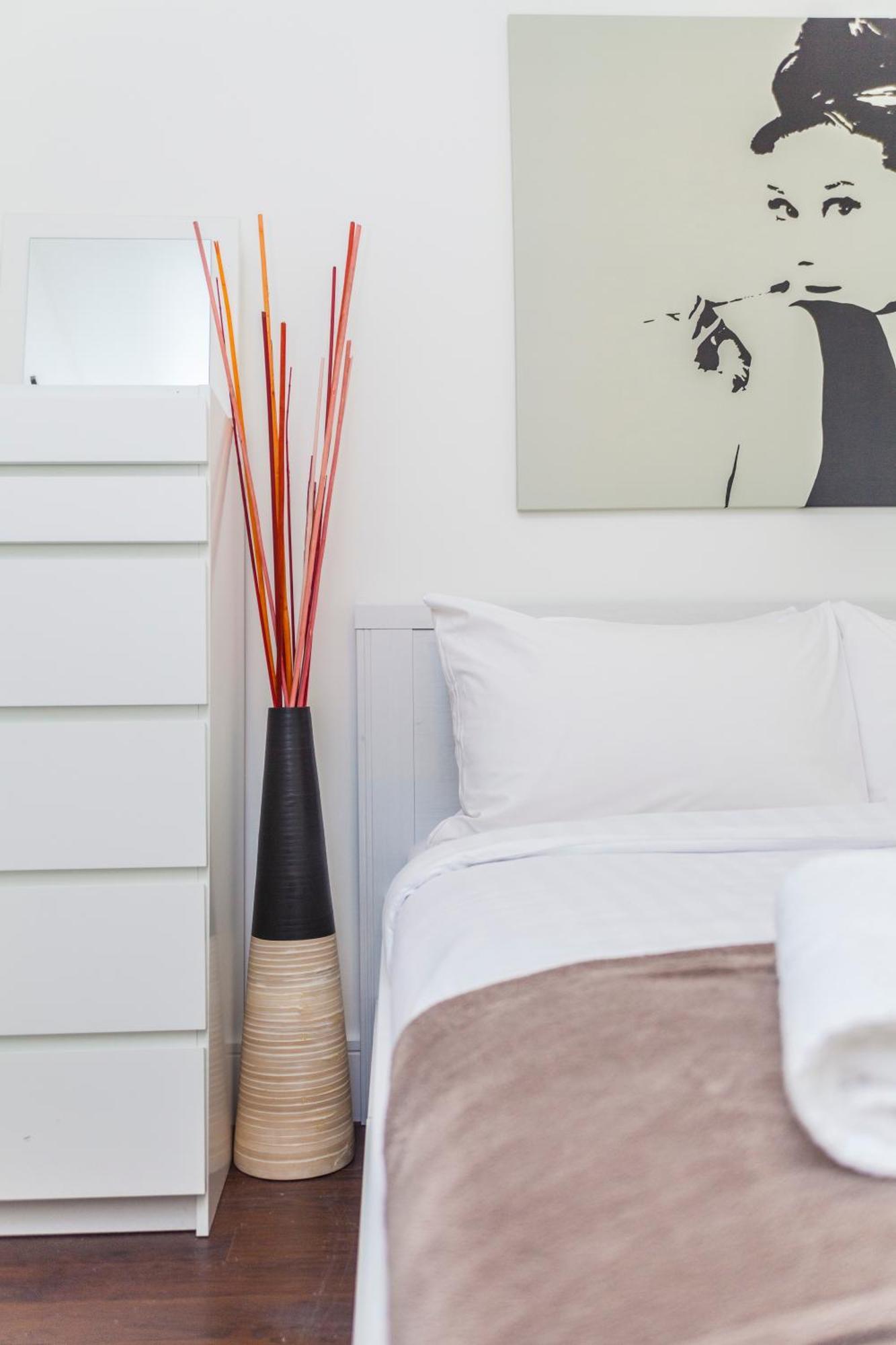 Leilighet Chic Sun-filled 1 Bdr With Private Terrace