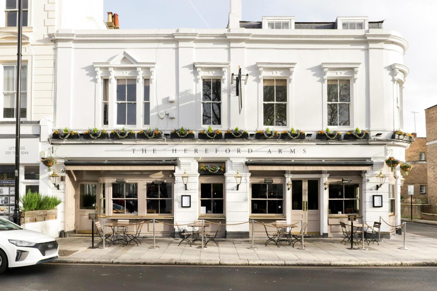 Blueground S Kensington Nr Gloucester Rd Lon-19 Londen