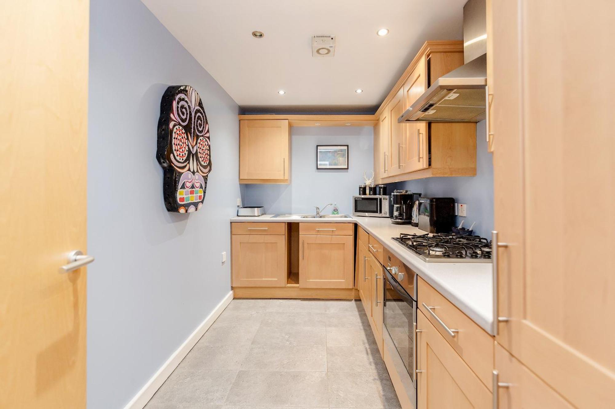 Shoreditch 2 Bed Flat By Basetogo Apartment