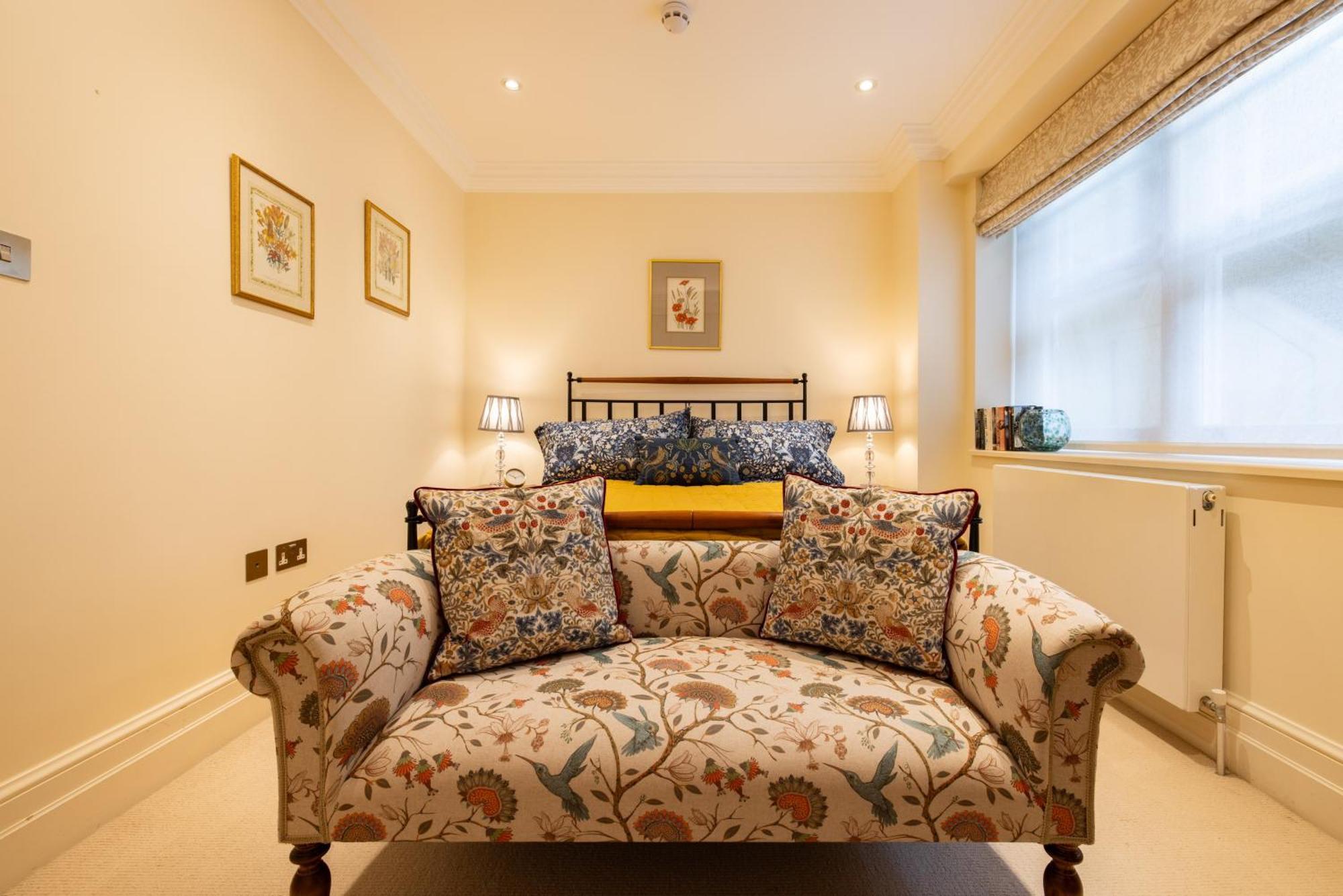 Large 3-bed 5-guest 1841 Duplex House Paddington Leilighet London