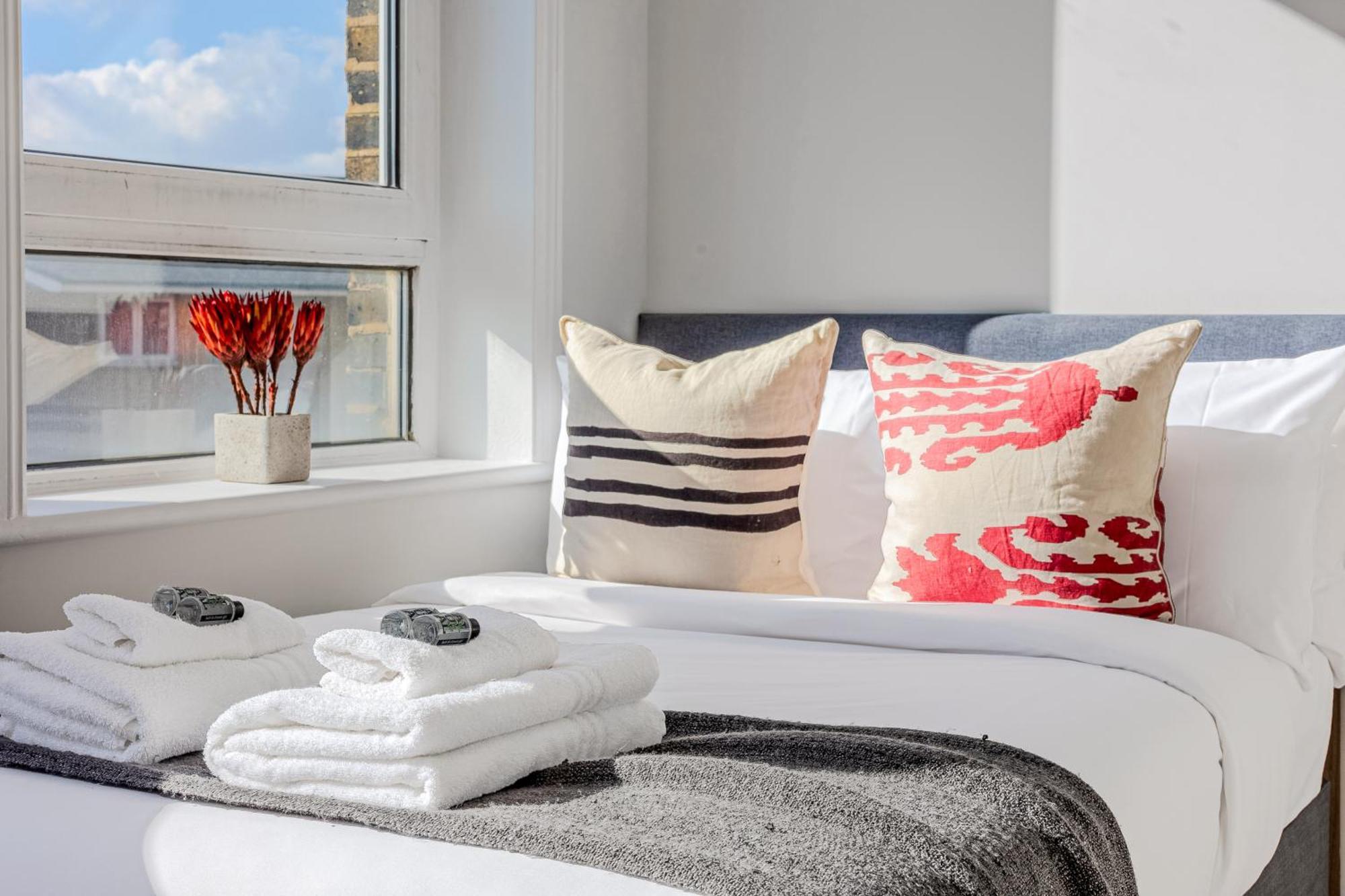 Comfortable 2br Flat In Islington, 1 Minute To Tube Apartment London