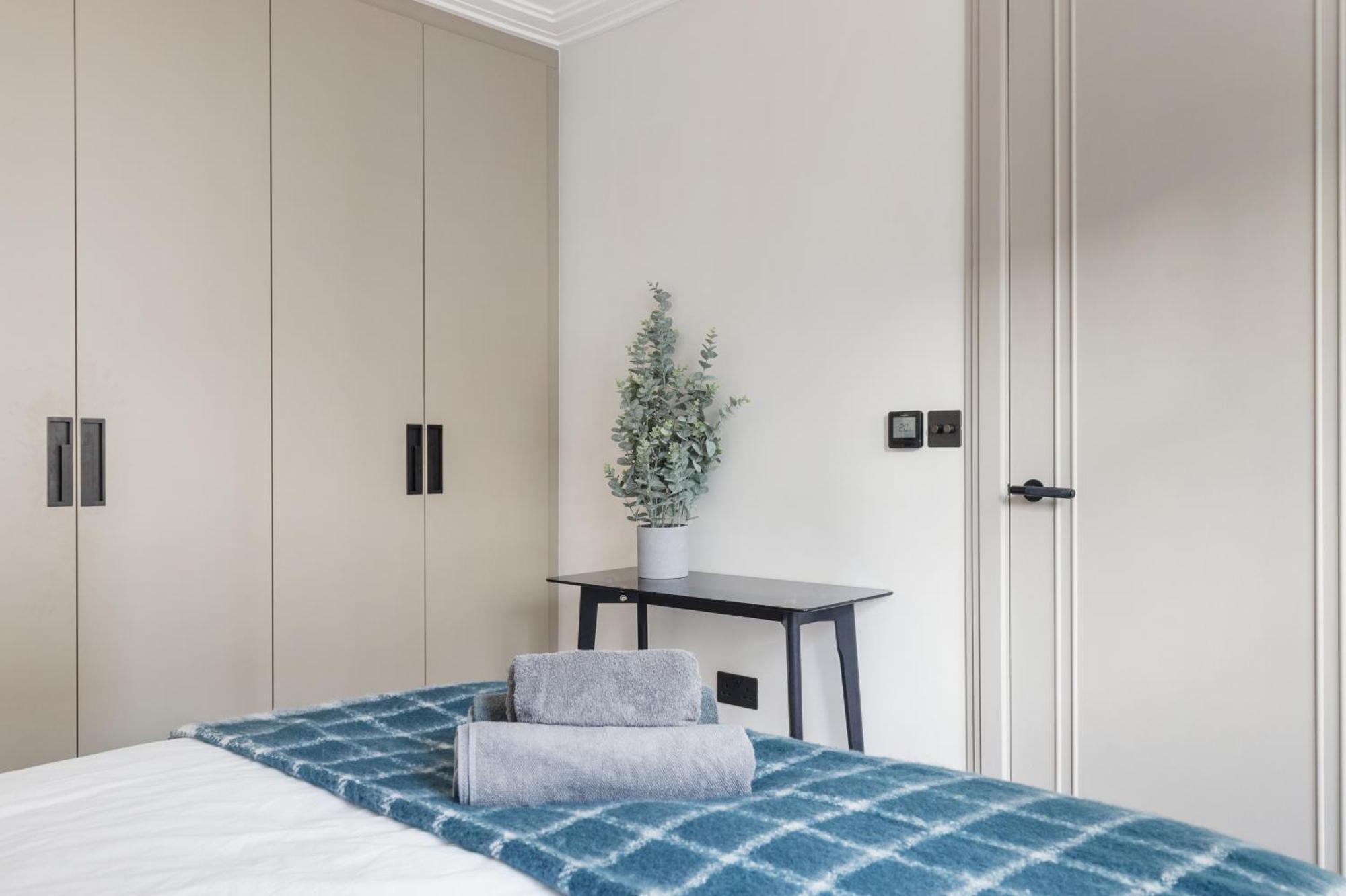 Lejlighed Modern Flat For 4 Ppl - 1min To Russel Square Tube *