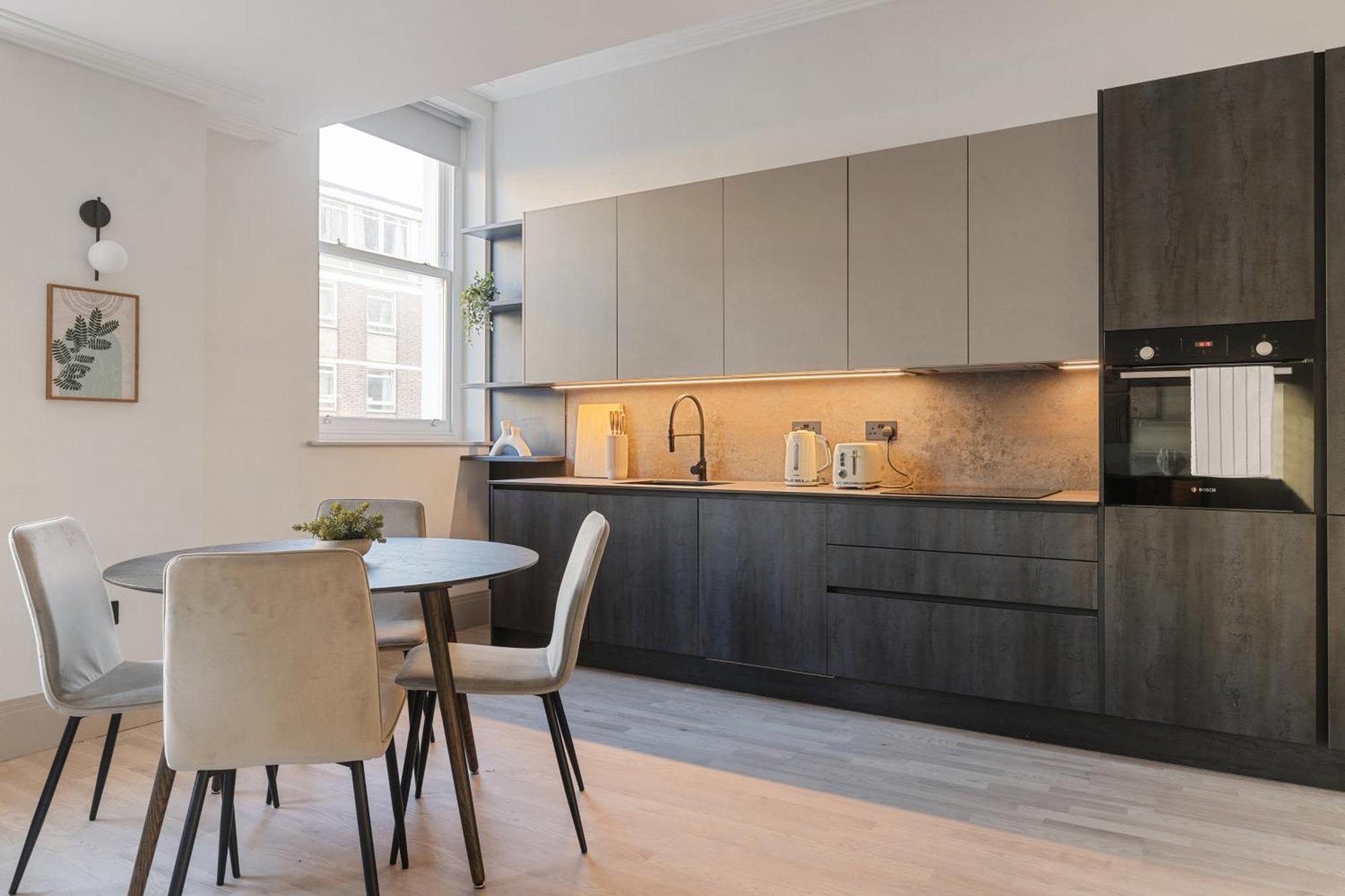 Modern Flat For 4 Ppl - 1min To Russel Square Tube *