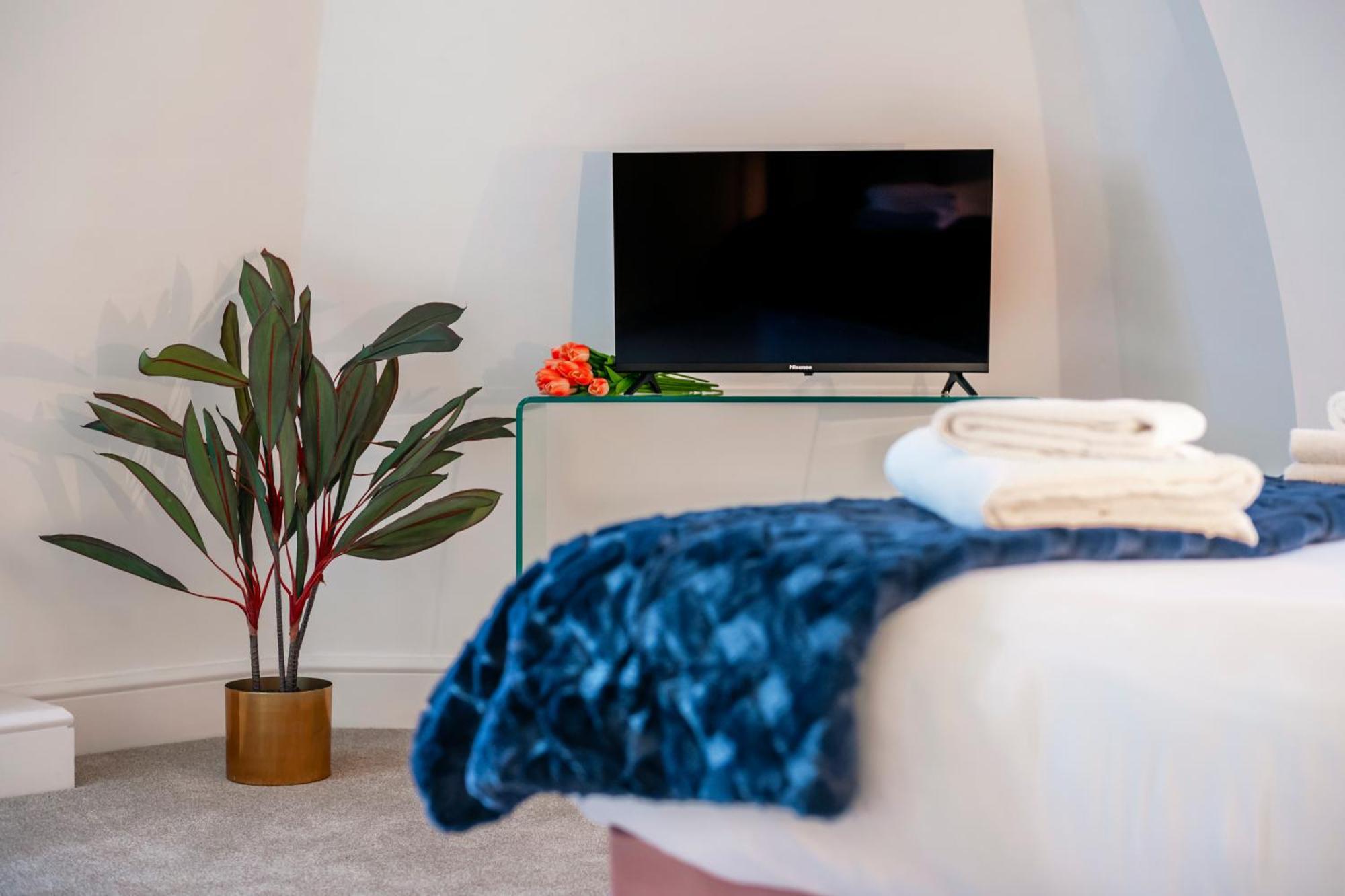 Welcome - Trafalgar Square Apartment