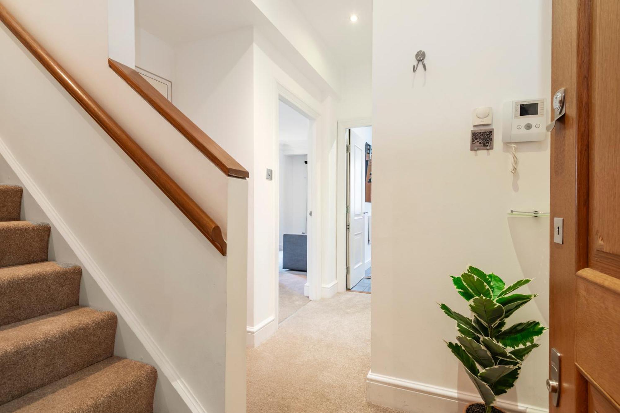 Welcome - Trafalgar Square Apartment London