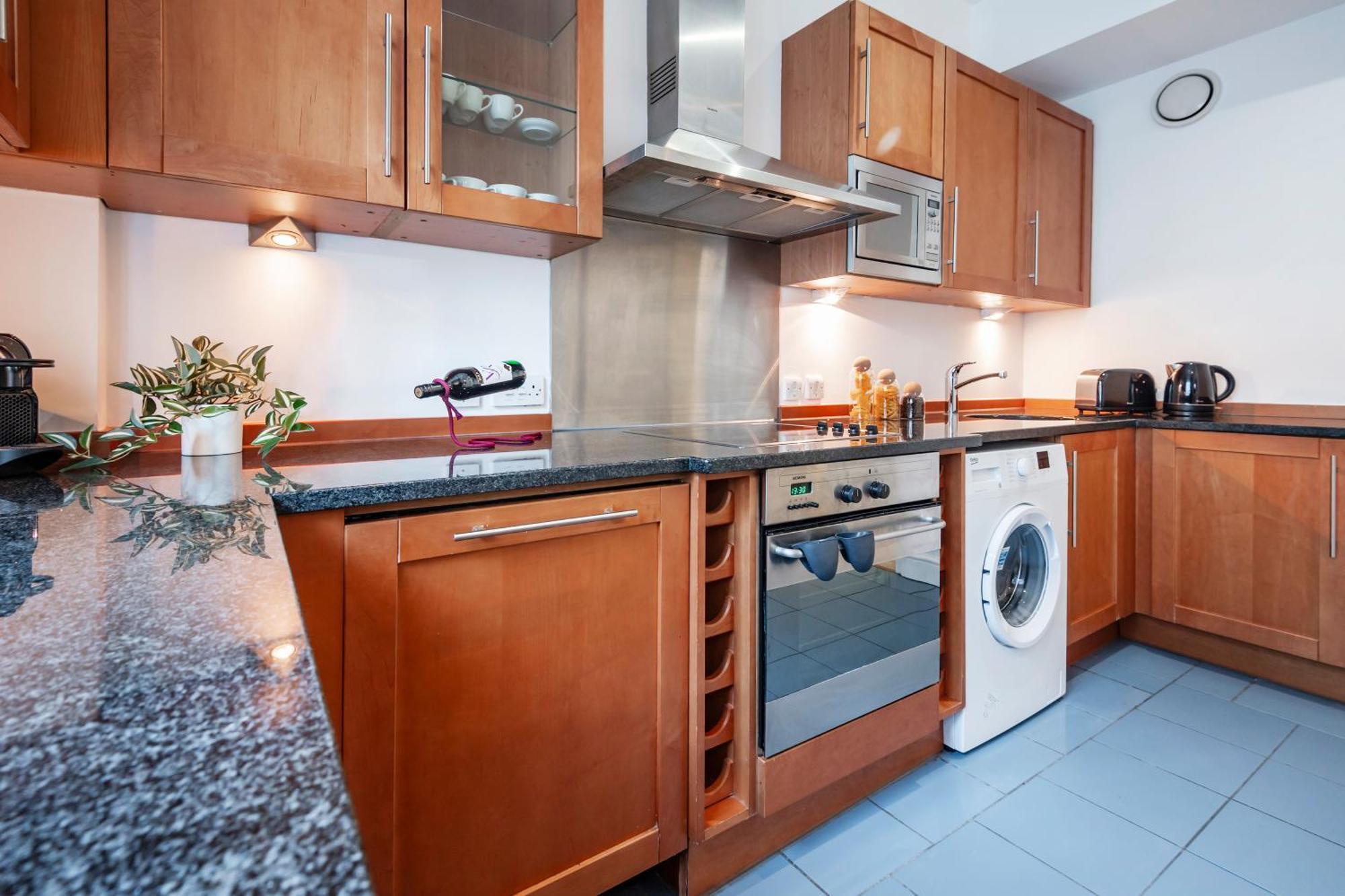 Welcome - Trafalgar Square Apartment