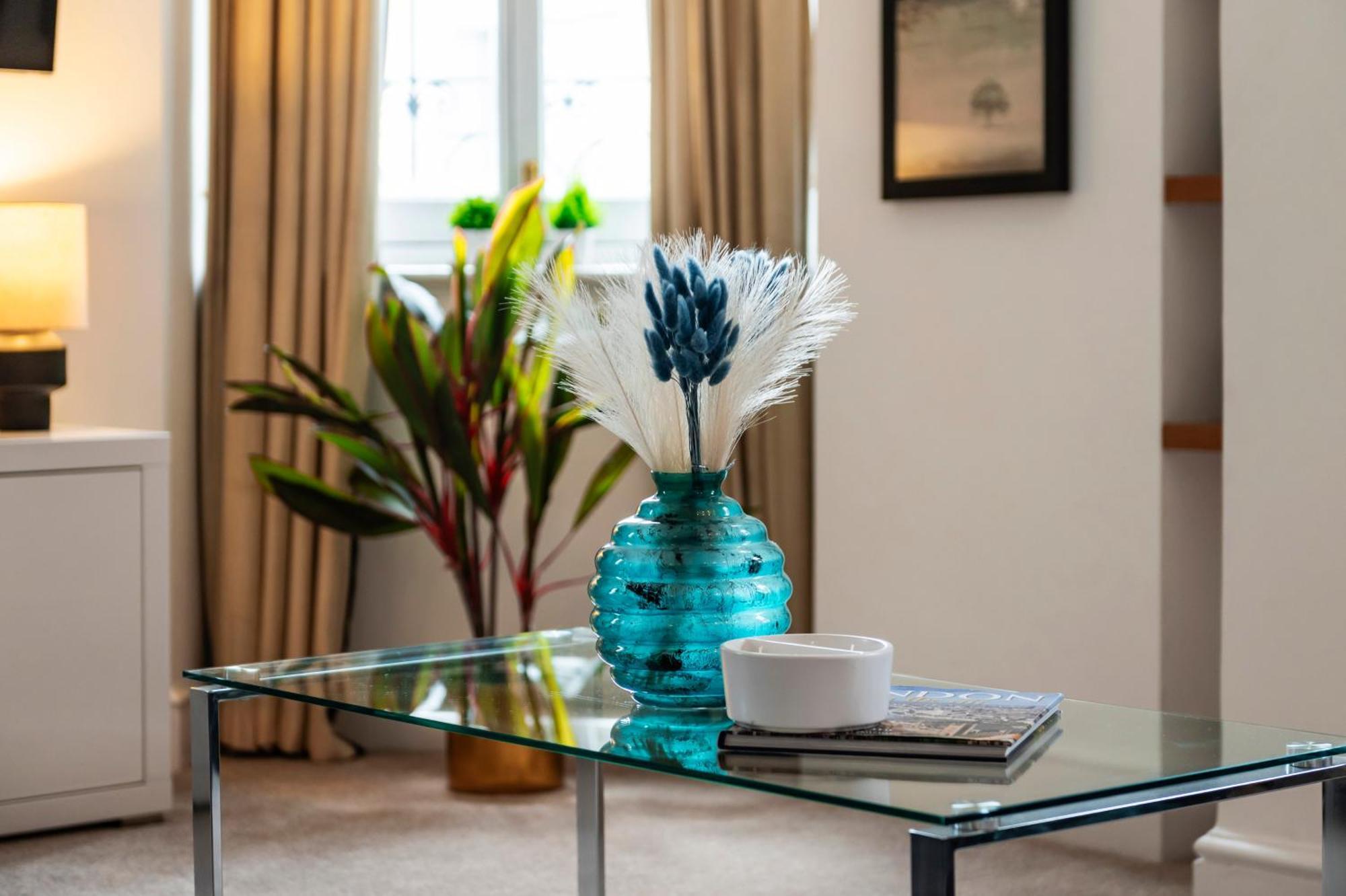 Welcome - Trafalgar Square Apartment London