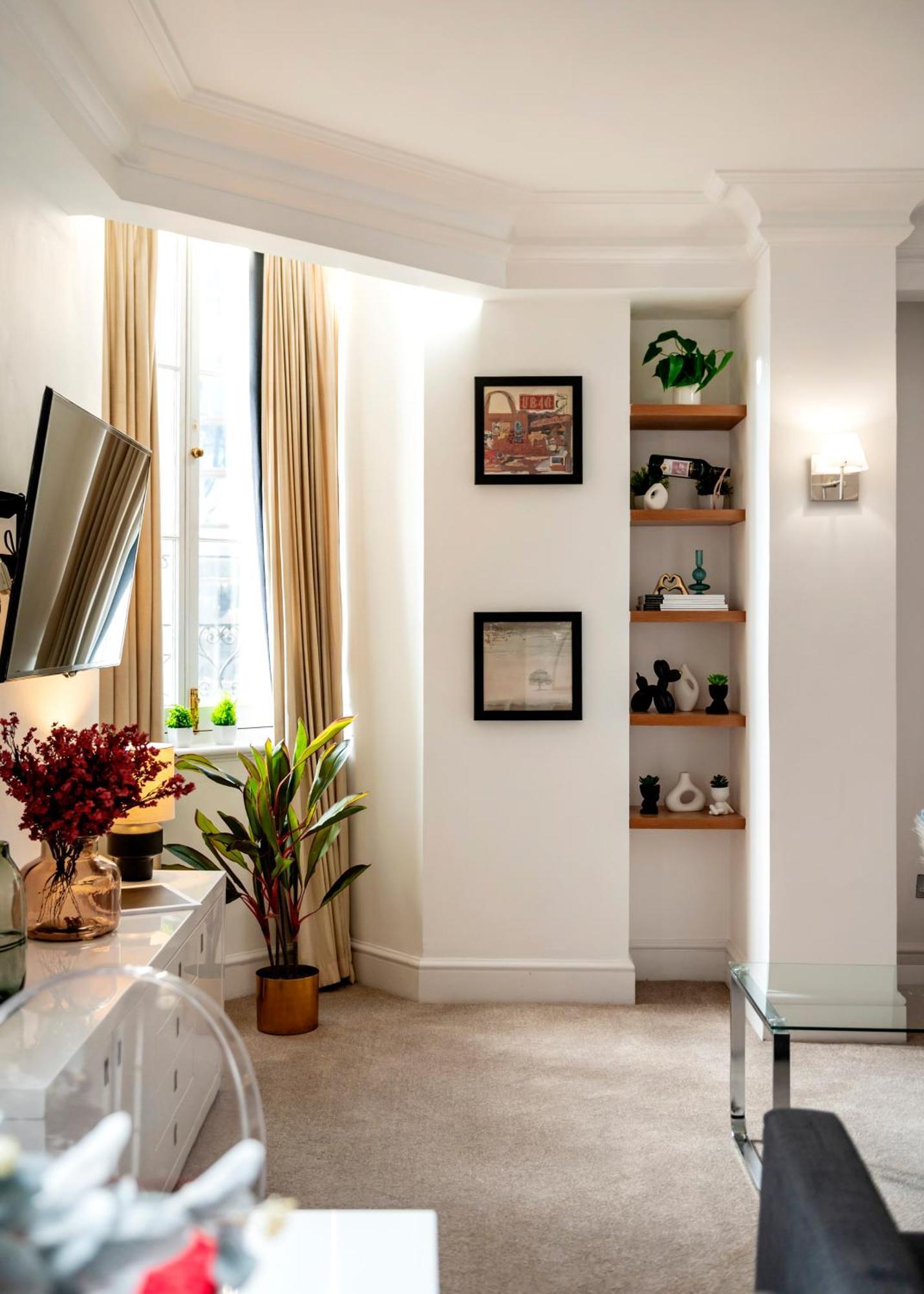 Apartment Welcome - Trafalgar Square