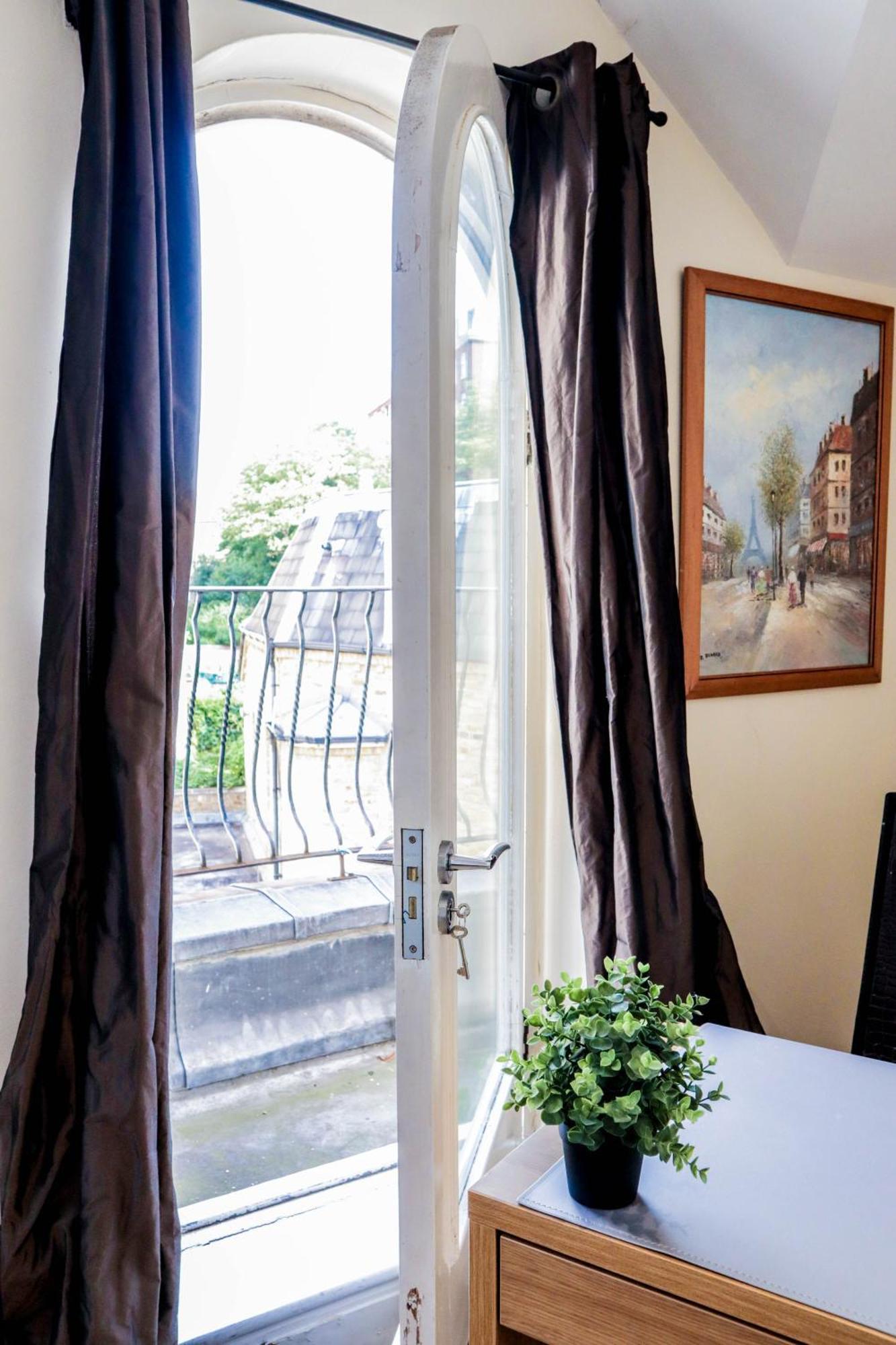 Spacious 4-bed In St.john's Wood Lejlighed London