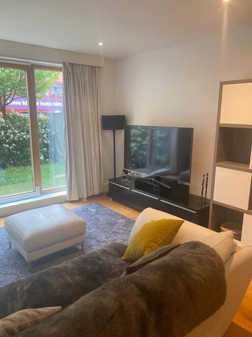 Lovely And Spacious Wimbledon Flat Appartement