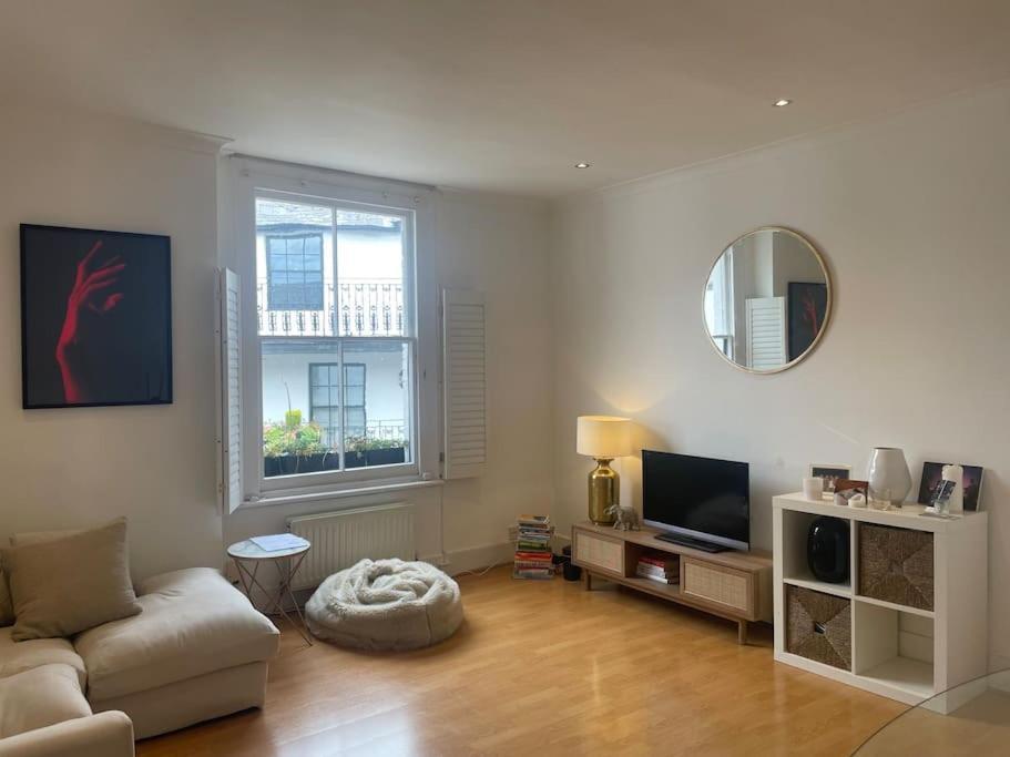 Spacious 1-bedroom In Belsize Village Apartment *