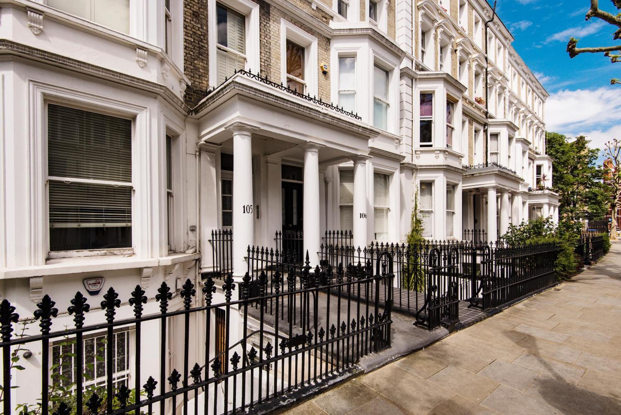 Bright Earl's Court Apartment- Sva * Londra
