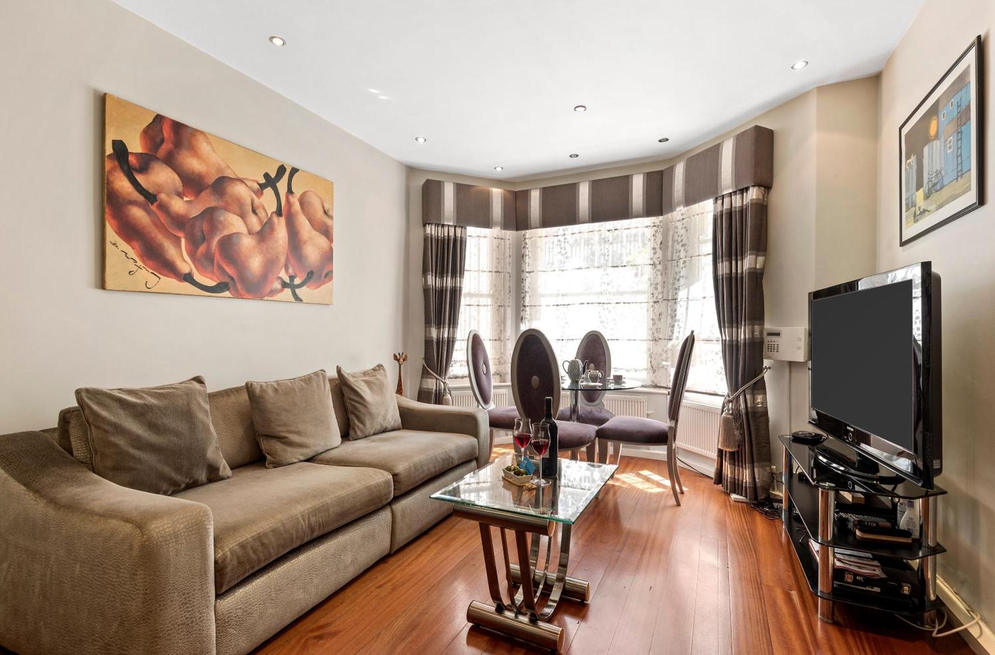 Bright Earl's Court Apartment- Sva Appartamento Londra