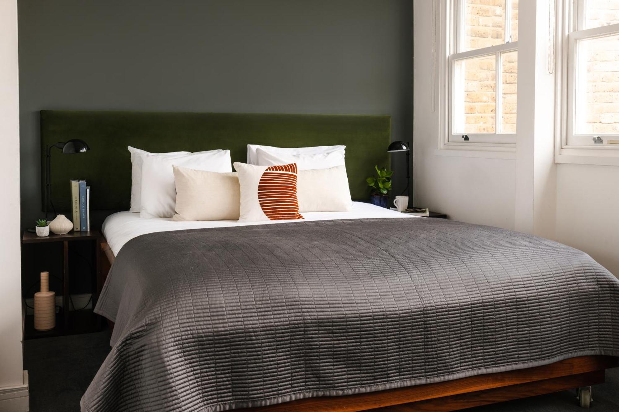Native Hyde Park Aparthotel